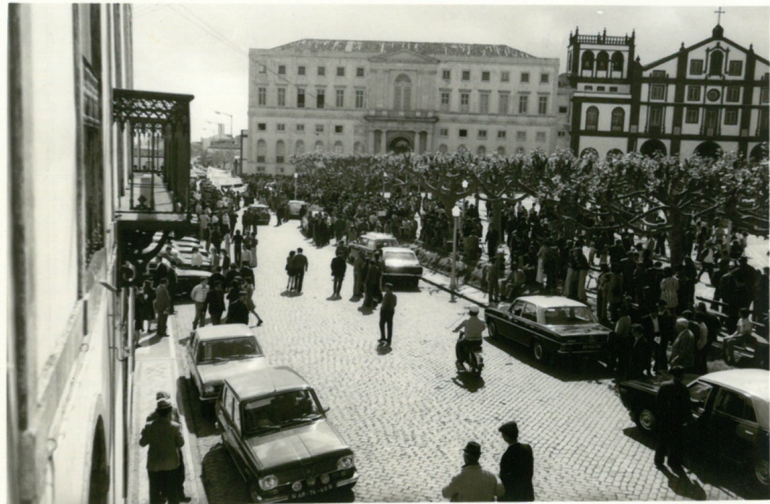 Manifestação 1º de Maio de 1974/Ilha Terceira, Açores (7)