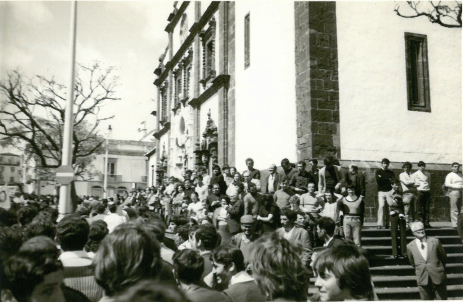 Manifestação 1º de Maio de 1974/Ilha Terceira (3)