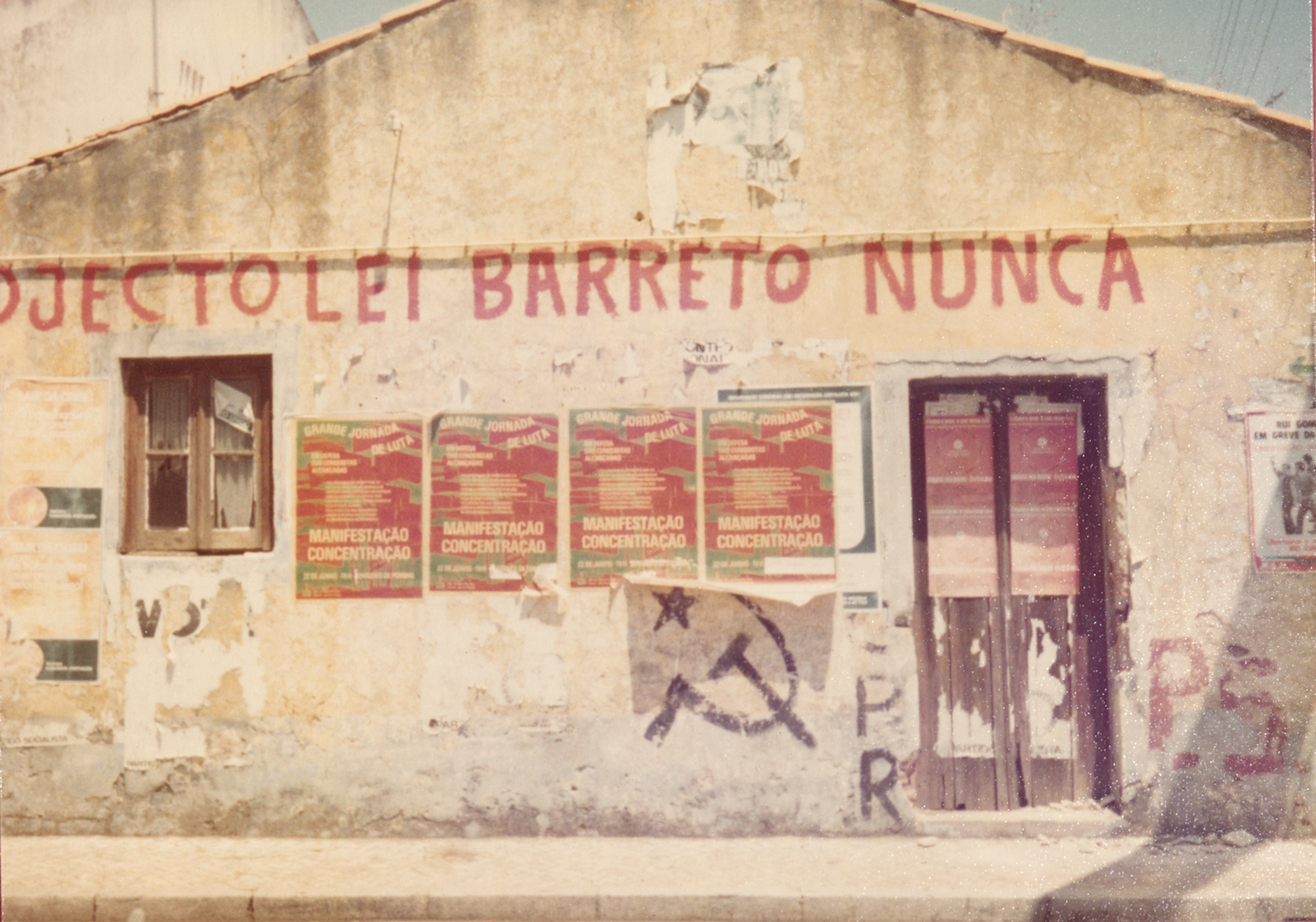 Mural em Grândola contra a Lei Barreto (Reforma Agrária)