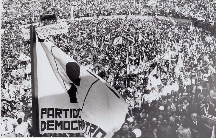 Comício do Centro Democrático Social (CDS) no Porto 1975