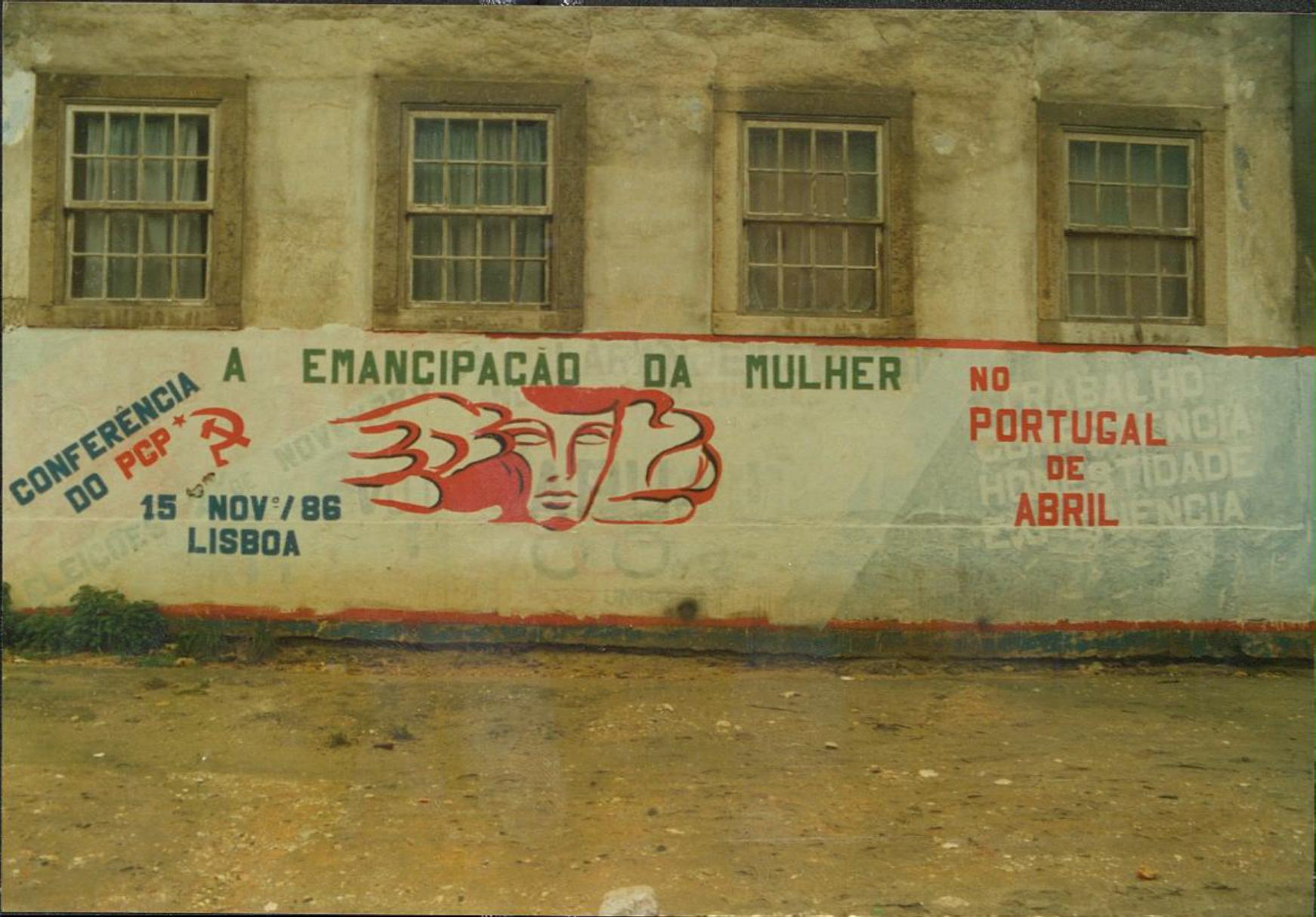 Mural "Emancipação da Mulher"