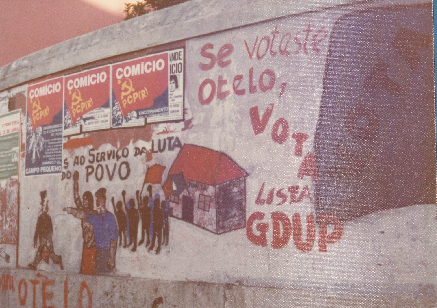 Mural GDUP e PCP (R )  em Lisboa: Rua Maria Pia